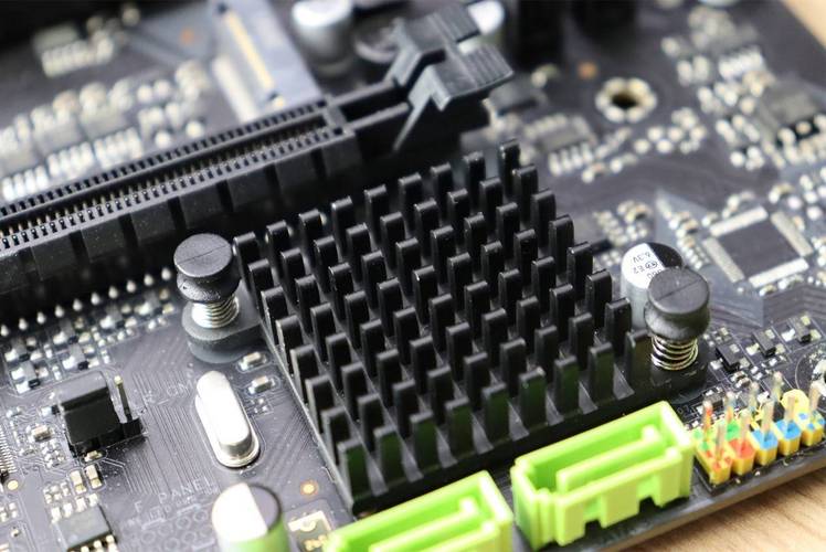 艾尔莎EA A520M-E深度评测：AMD A520芯片组高性价比M-ATX主板选择