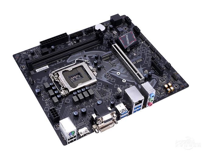 主板在白色背景上的设计细节