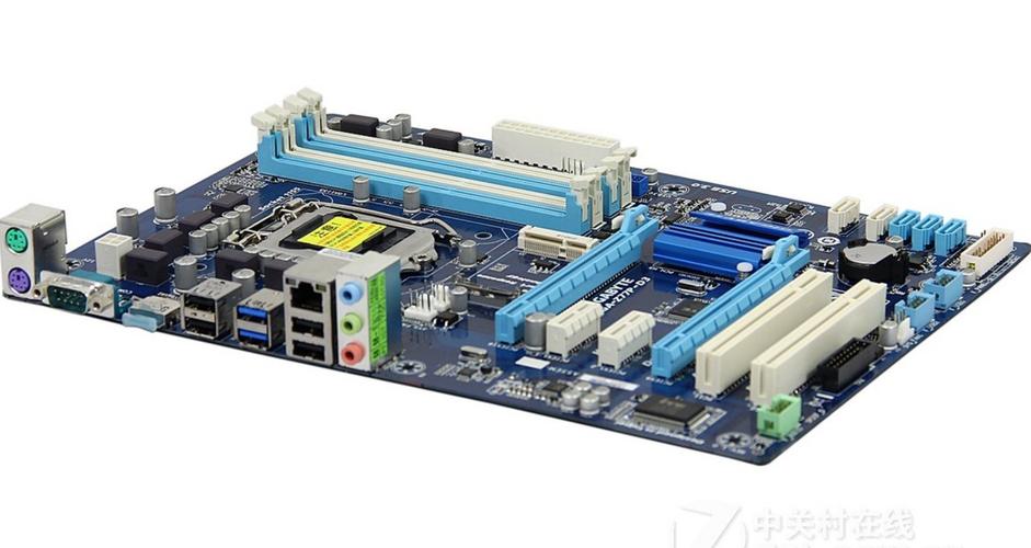 LGA 1155 CPU 插槽特写