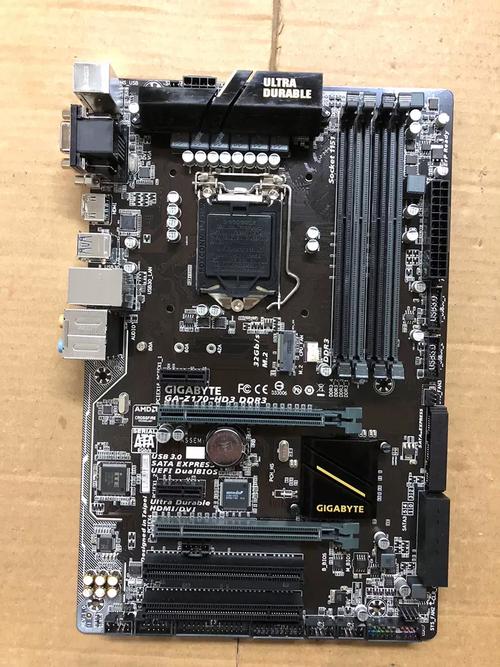 主板散热片与供电设计