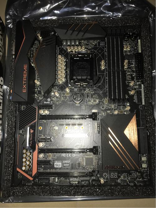 LGA 1151 CPU插槽细节