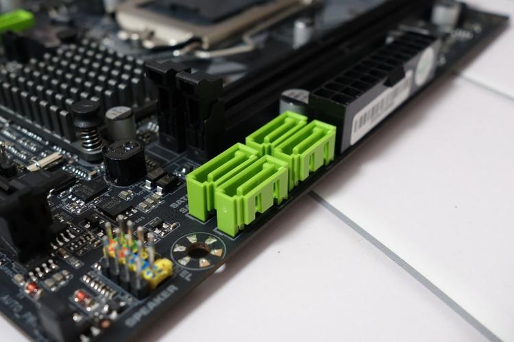 Intel 主板安装环境