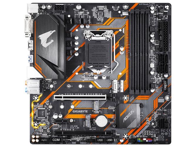 PC 机箱内主板安装完成效果