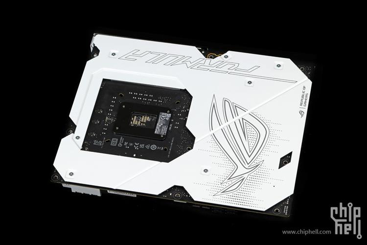 CPU VRM混合冷却特写