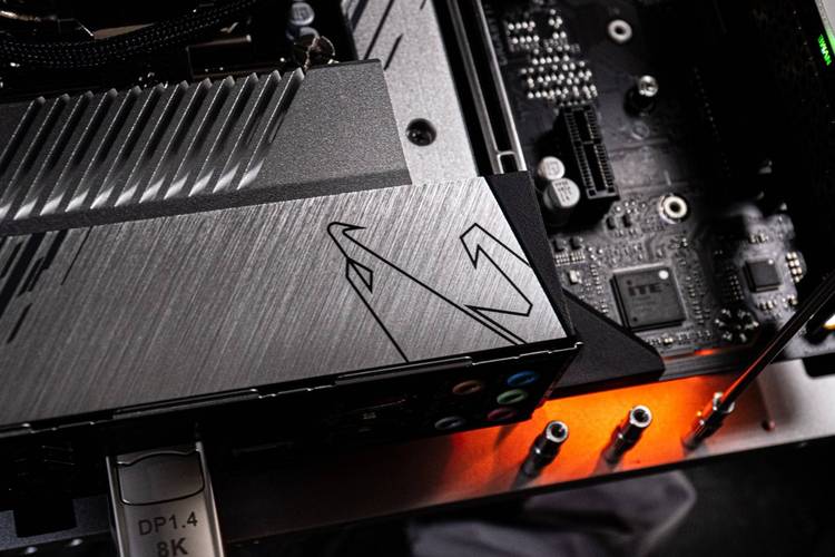 主板在游戏主机中的性能表现