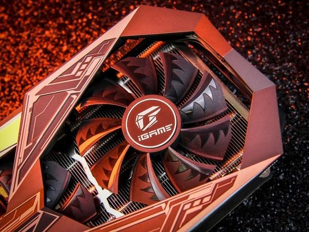 三风扇显卡散热系统