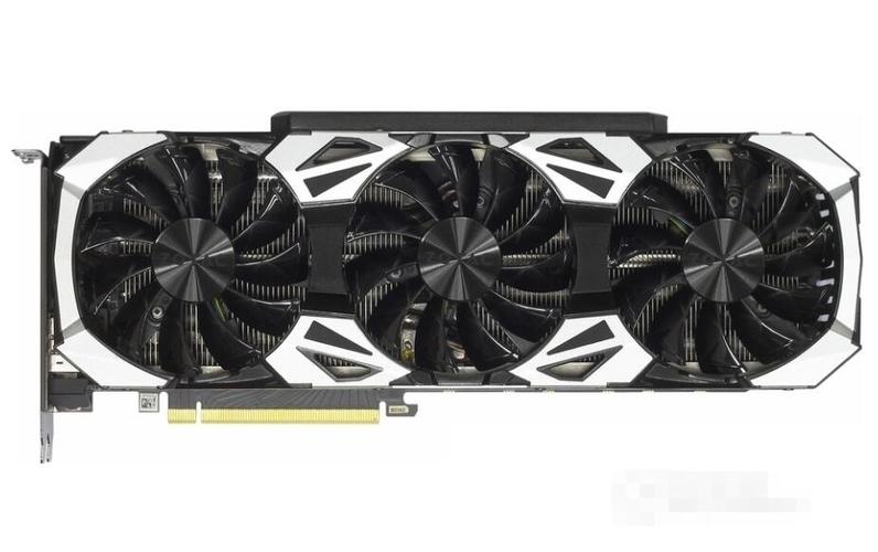 显卡安装与 PC 构建
