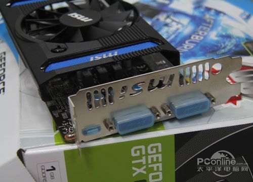 显卡正面设计细节展示