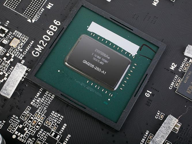 游戏 PC 硬件配置