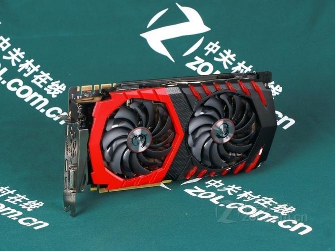 GTX 1080 显卡规格与接口展示