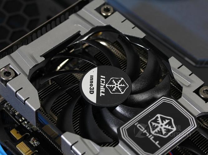 GTX系列显卡PCB板近距离规格展示