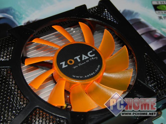 电脑硬件选购场景