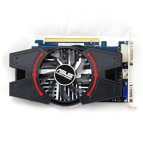华硕 GT730 显卡散热风扇特写
