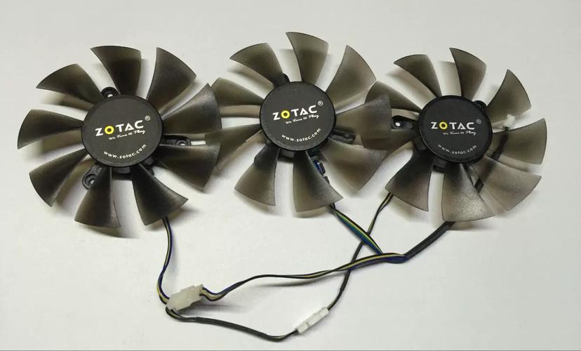索泰 GTX 1060 三风扇散热系统细节