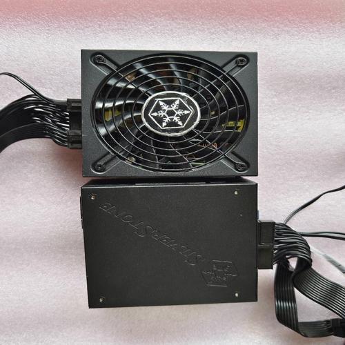 小机箱电源安装建议