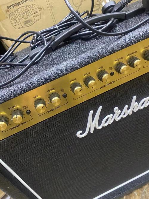 Marshall DSL40CR amp controls and tubes