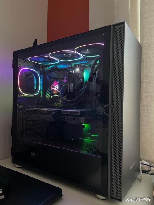 电脑电源低噪散热表现