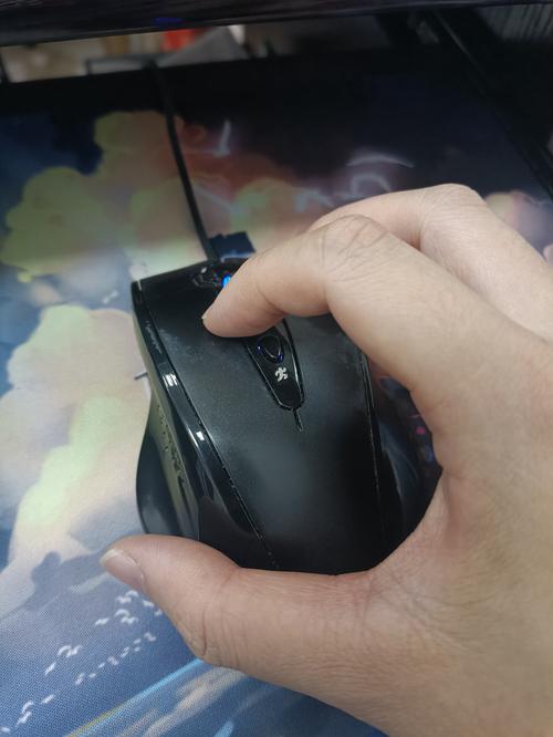 游戏鼠标购买决策场景