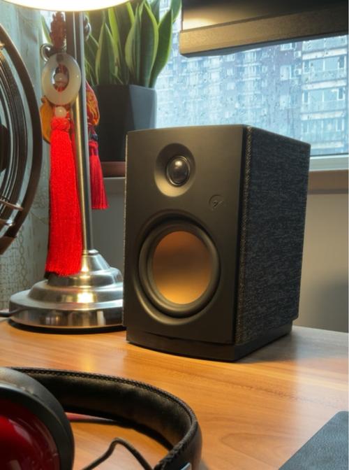 HiFi音箱木质箱体细节