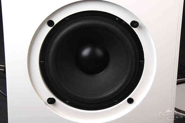 音响系统内部结构散热