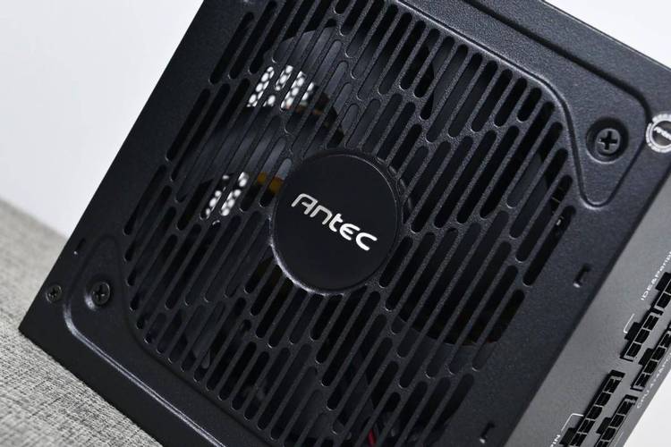 PC hardware power delivery system