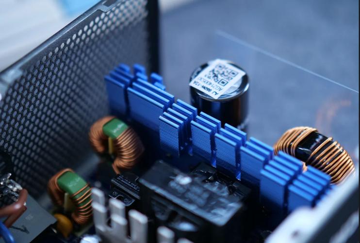 电源内部架构展示