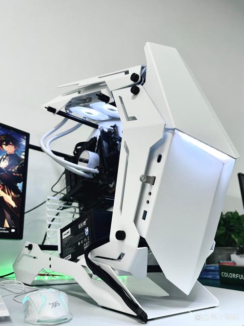 首席玩家 PS-550AR 散热风扇与通风设计