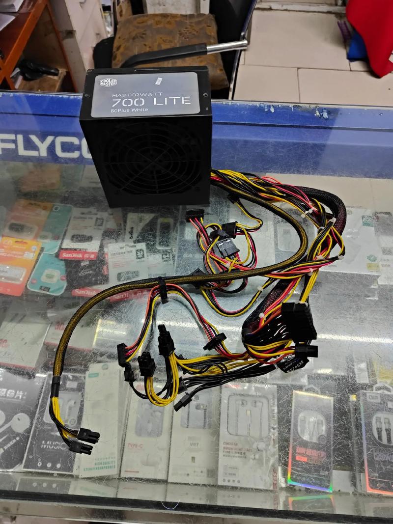 硬件性能评测中的电源单元