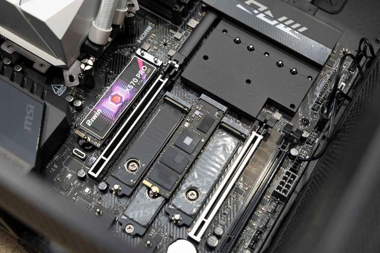 电源风扇与散热设计特写