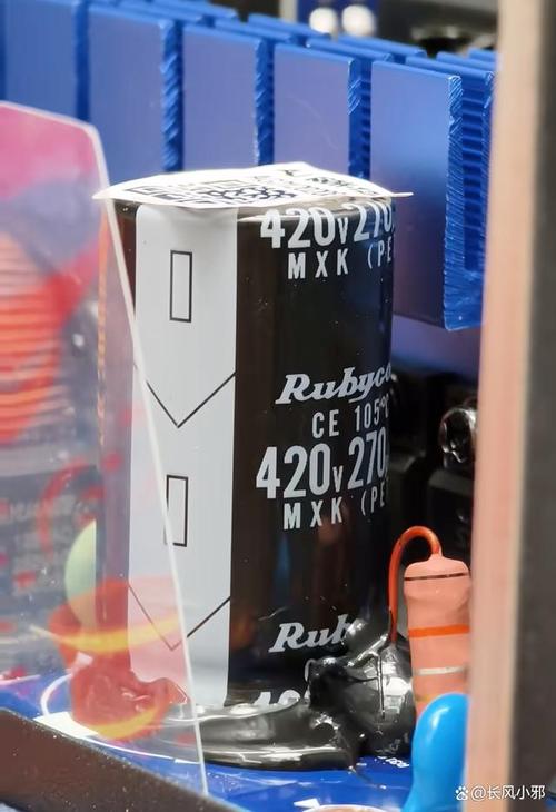 电源风扇散热细节