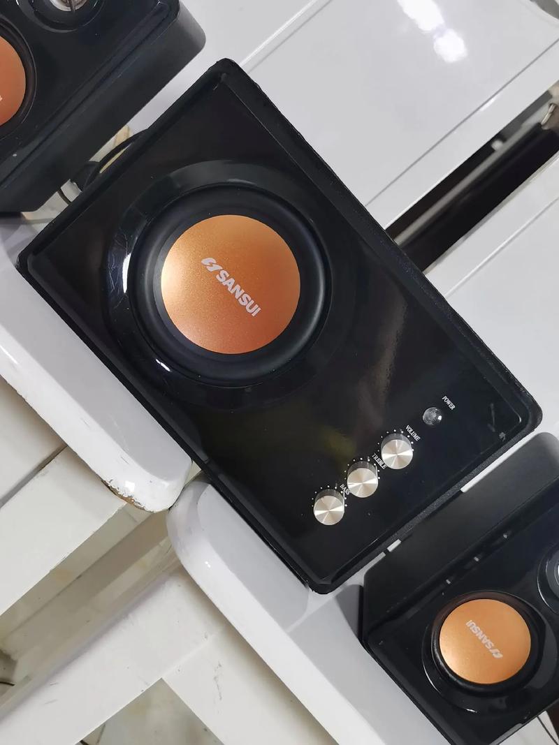 2.1 channel speaker system with subwoofer specs overview