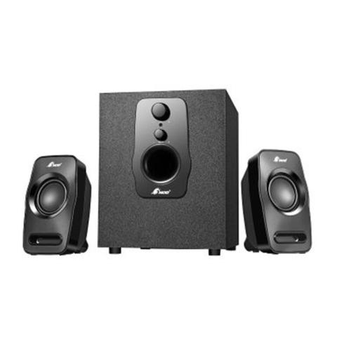 2.1音箱系统桌面摆放效果