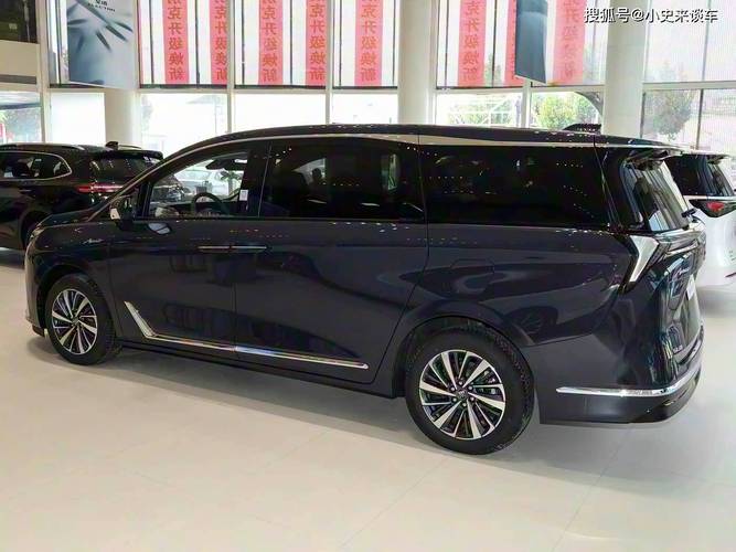 英歌TS-5219M 黑色电源评测:入门级预算电源的可靠选择