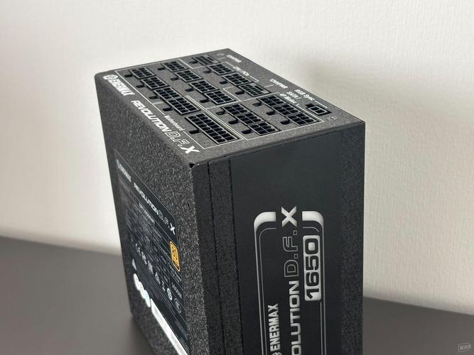 PC 电源核心硬件组件展示