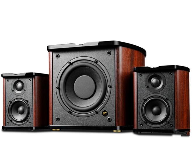 惠威M50W 2.1音箱深度评测：古典奢华外观+强劲低频 千元级桌面影音旗舰