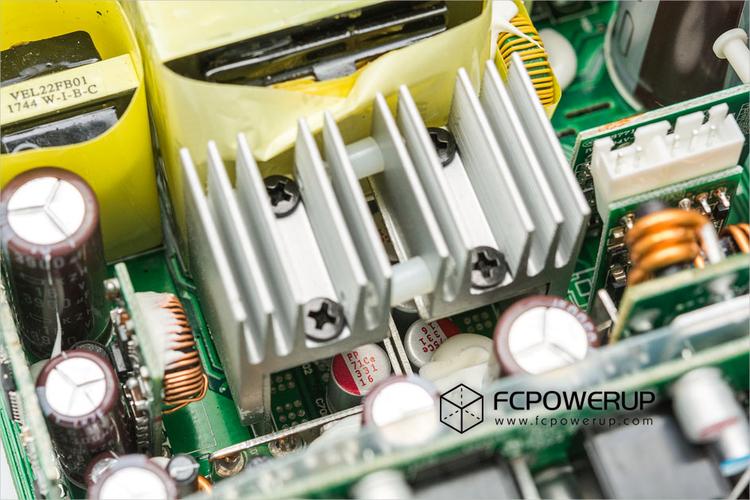 电源散热风扇与内部气流