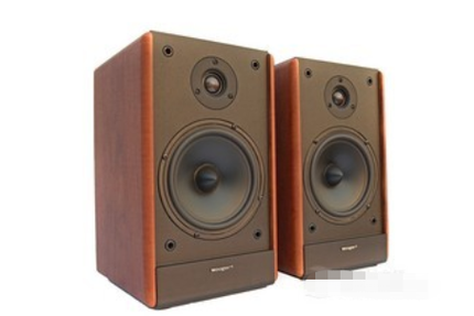 伍歌R-399 电脑音箱深度评测：100W木质2.0系统 499元性价比之选