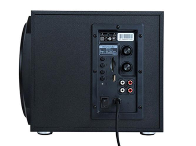 桌面音响系统摆放效果