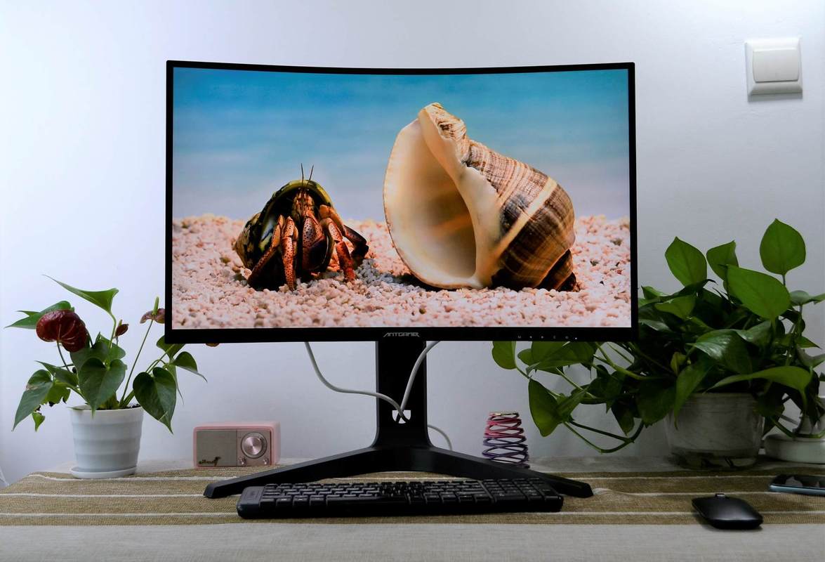 Gaming monitor purchase recommendation view