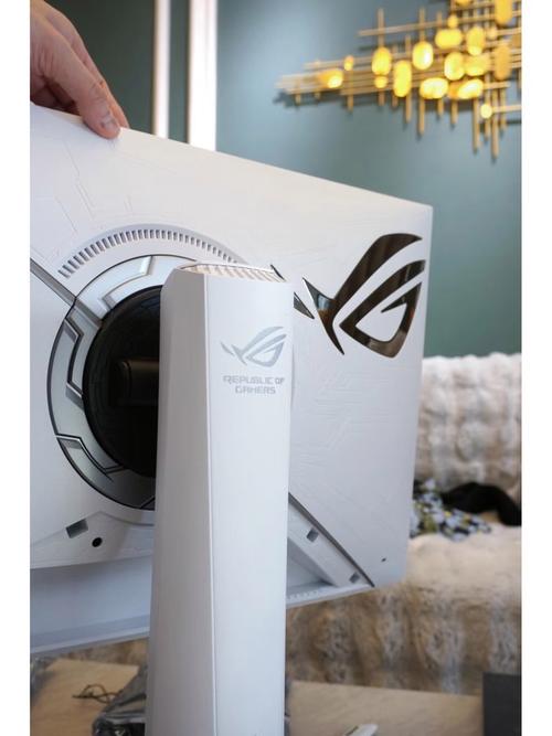 Monitor setup showing clean cable management and low power design