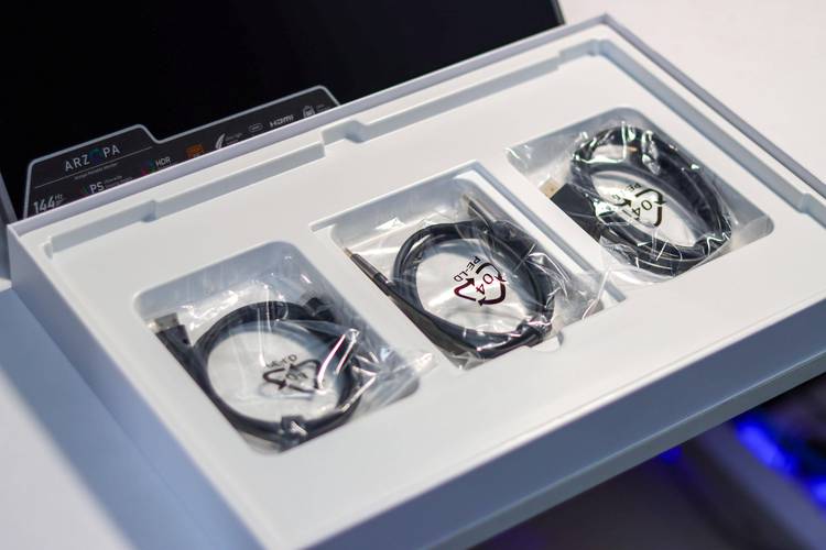 便携显示器功耗与散热