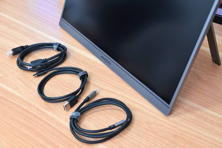 显示器背部散热设计