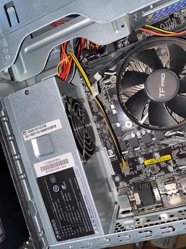 办公显示器低功耗运行