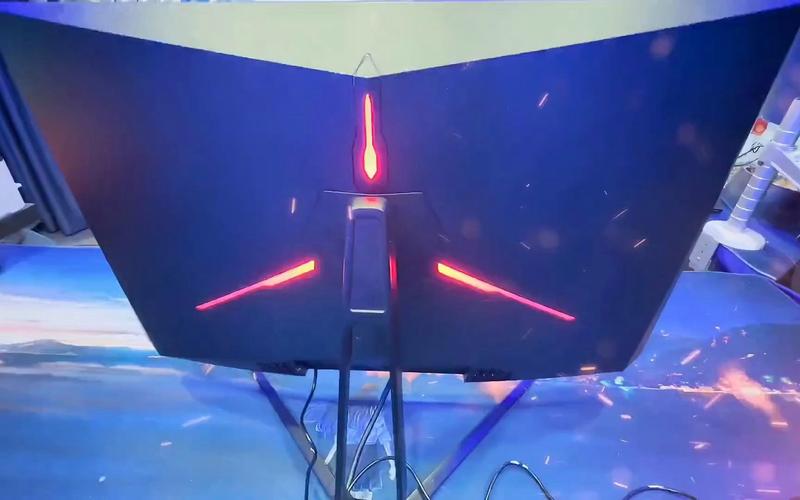 泰坦军团N27SQ PLUS深度评测：27英寸2K 144Hz曲面VA屏性价比电竞利器