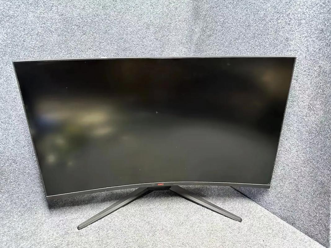 User deciding on gaming monitor purchase