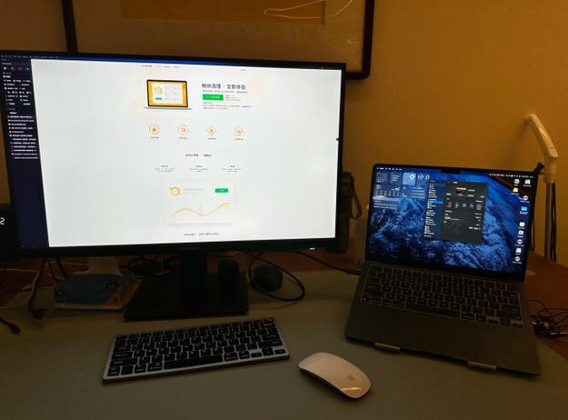 Modern monitor in office environment with good ventilation