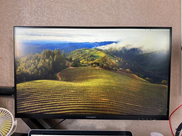 Professional monitor recommendation scene