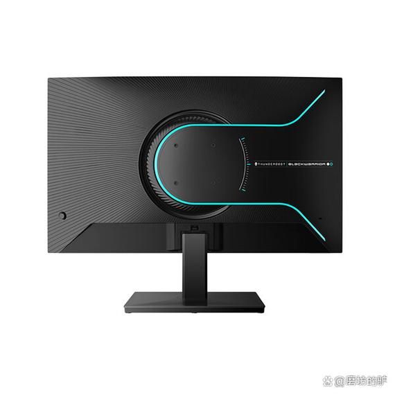 Modern monitor setup with good ventilation