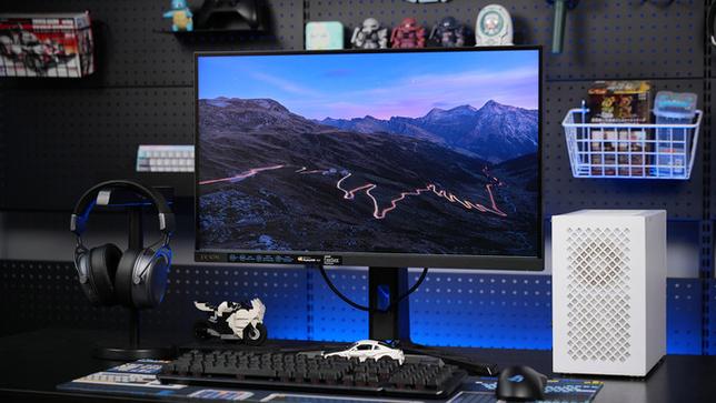 玩家使用高刷显示器游戏场景