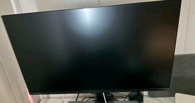 Modern monitor setup with clean cable management